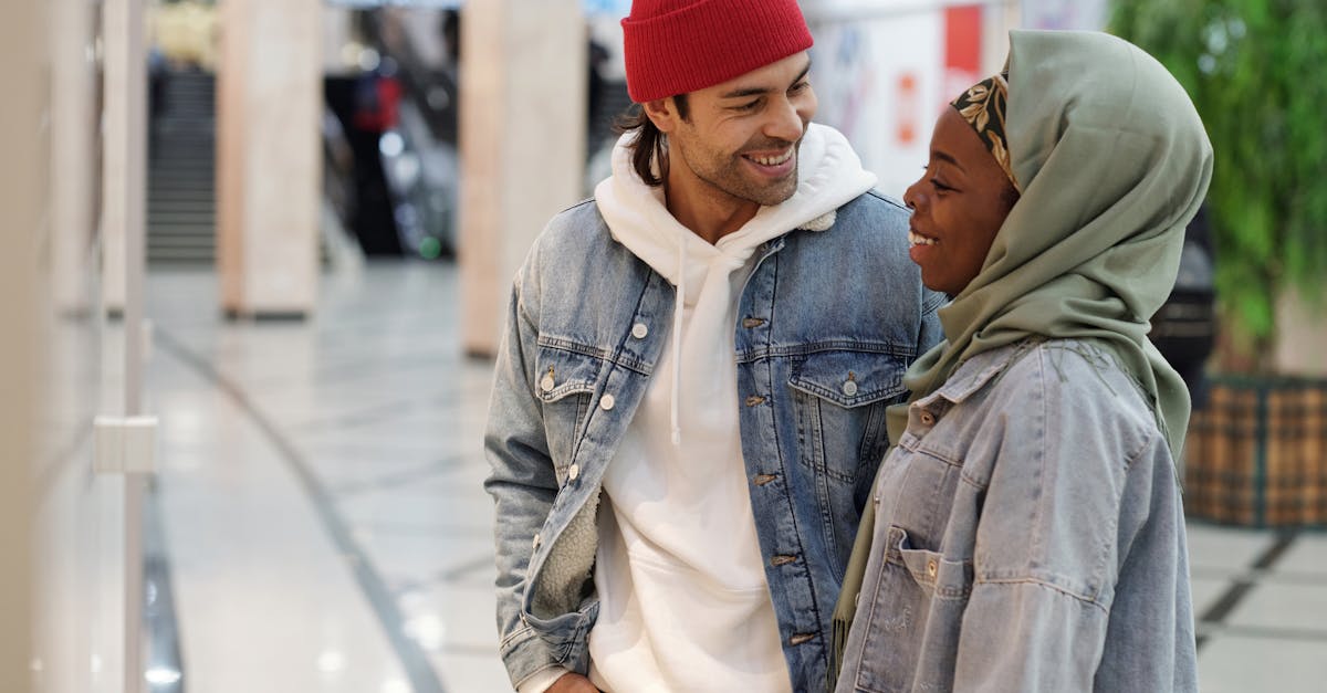 découvrez le monde fascinant des rencontres en ligne. trouvez l'amour ou des amis grâce à des plateformes de dating adaptées à vos envies. créez des connexions authentiques et élargissez votre cercle social dès aujourd'hui !