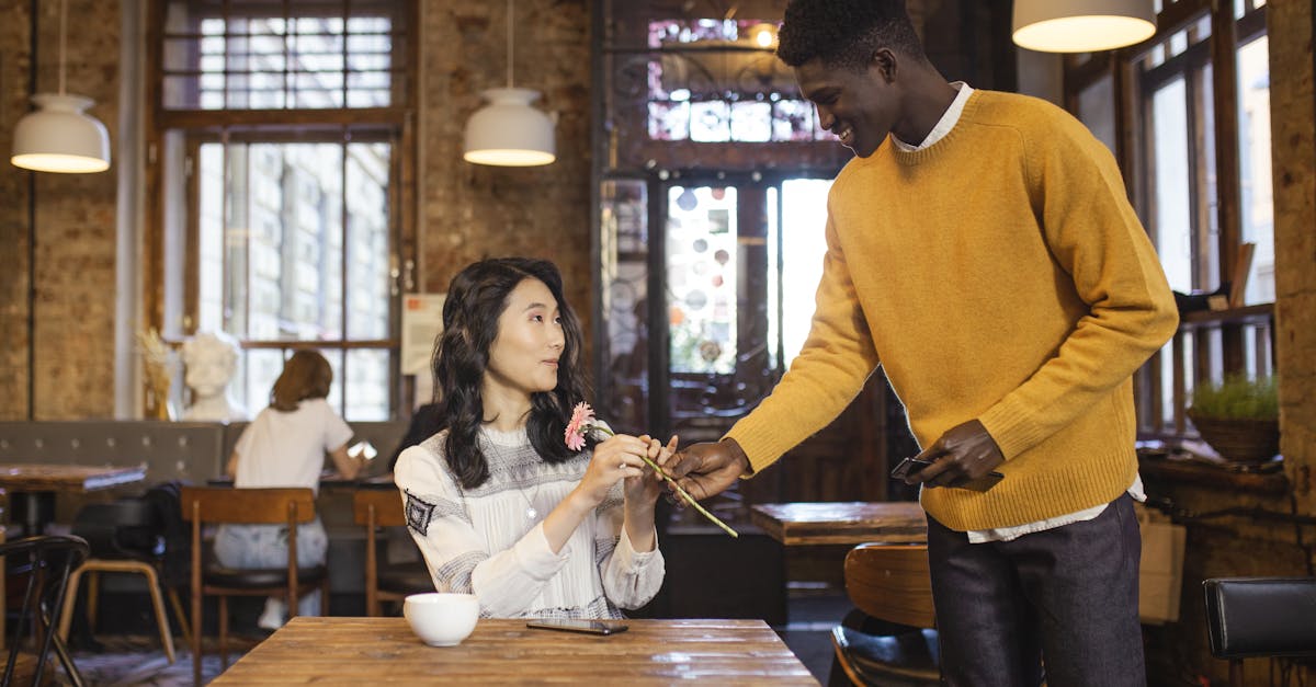 découvrez l'univers de la rencontre en ligne : trouvez l'amour, faites des connexions authentiques et explorez des profils variés tout en restant dans le confort de votre chez-vous. notre plateforme de dating en ligne facilite les échanges et offre une expérience de rencontre adaptée à vos préférences.